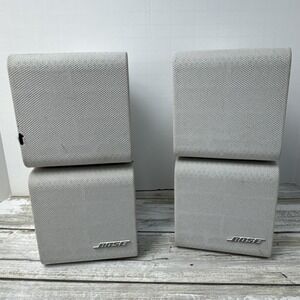 Bose Acoustimass Double Cube Speaker White with Wall Mount Bracket Lot Of 2